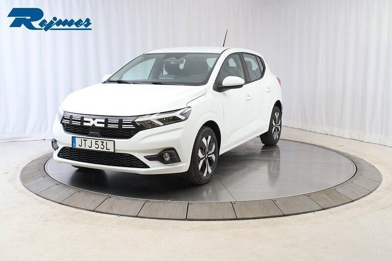 Vit Ny 2025 Dacia Sandero Expression Halvkombi | 222 900 kr (Marknadspris) - Bild 1/4