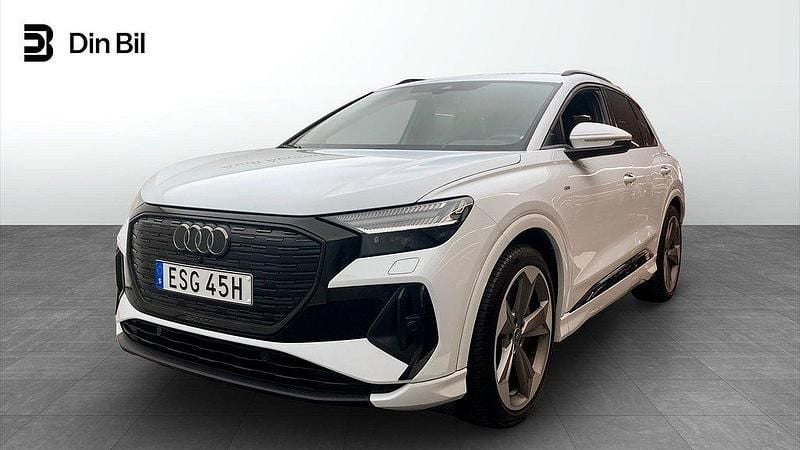 Glaciärvit metallic Begagnad 2024 Audi Q4 e-tron S-Line SUV | 639 000 kr - Bild 1/4