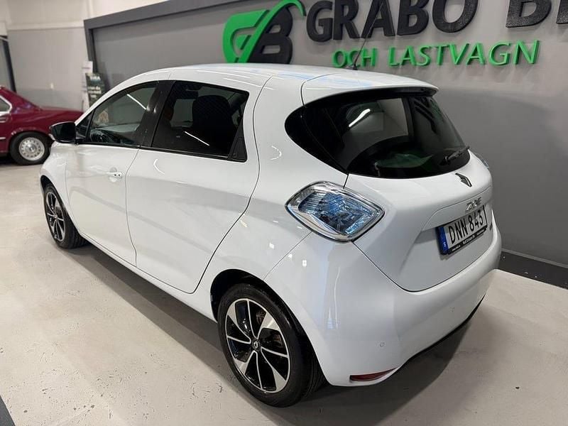 Begagnad Renault Zoe 80 kW (109 HK) 2019 Vit Halvkombi