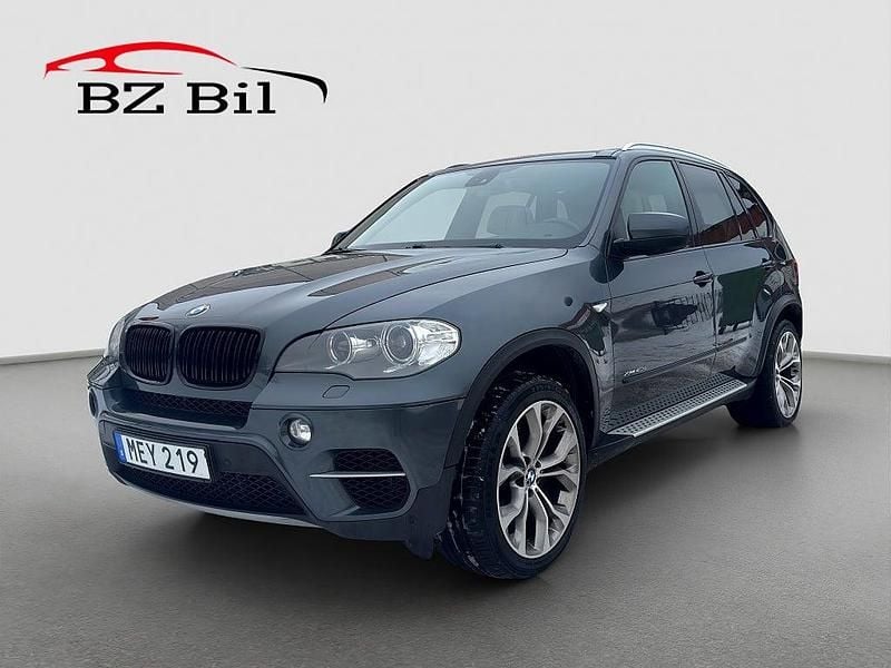 Begagnad BMW X5 306 HK (225 kW) 2011 Grå SUV