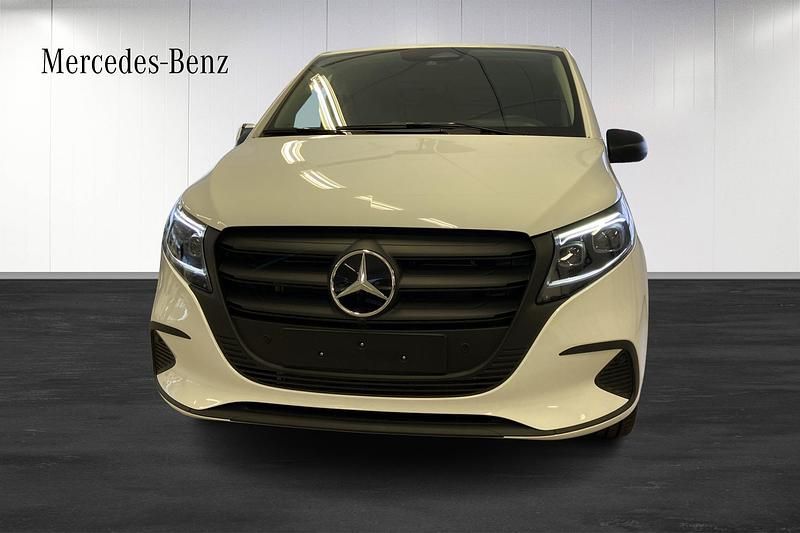 Ny Mercedes Vito 2025 Vit Van