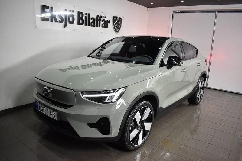 Begagnad Volvo C40 Core 300 kW (408 HK) 2022 Grön SUV