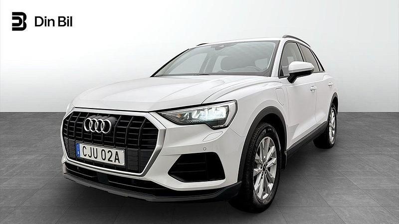 Vit Begagnad 2023 Audi Q3 Proline SUV | 379 000 kr (Lite dyr) - Bild 1/4
