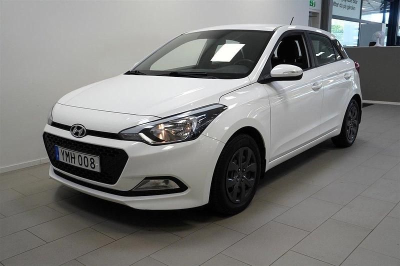 Vit Begagnad 2017 Hyundai i20 Edition Halvkombi | 109 900 kr (Marknadspris) - Bild 1/4