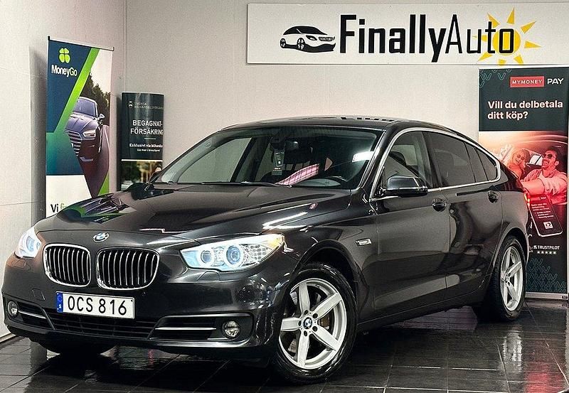 Grå Begagnad 2016 BMW 520 Gran Turismo Halvkombi | 158 900 kr - Bild 1/4
