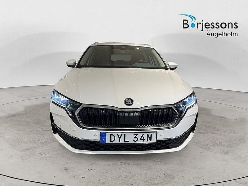 Ny Skoda Octavia Selection 116 HK (85 kW) 2025 Vit Kombi
