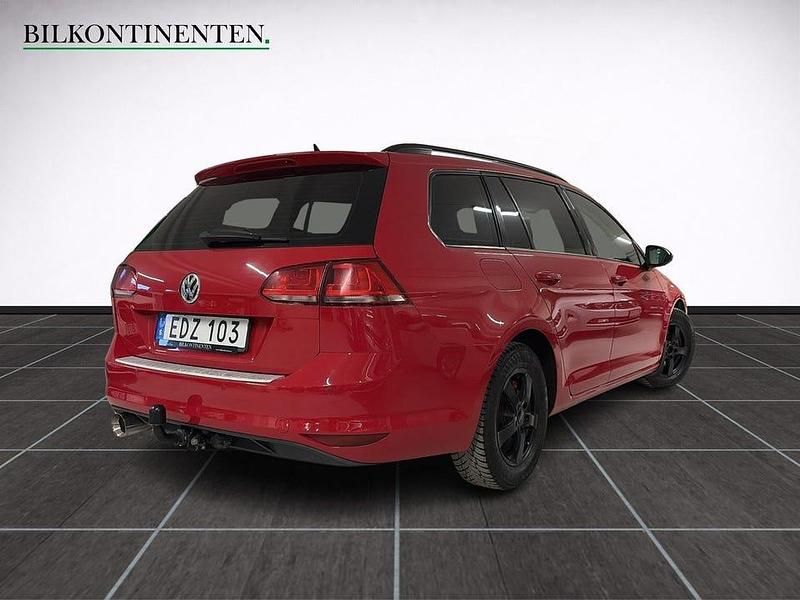 Begagnad VW Golf VII 105 HK (77 kW) 2014 Röd Kombi
