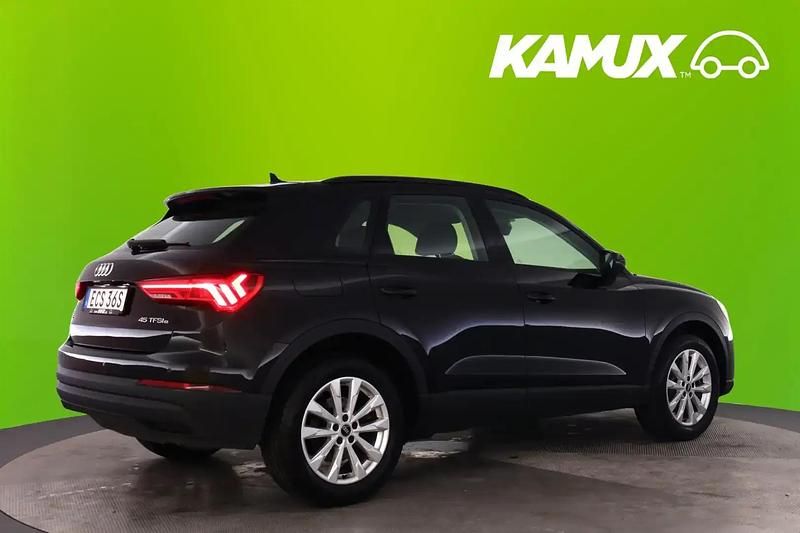 Begagnad Audi Q3 150 HK (110 kW) 2022 Svart SUV