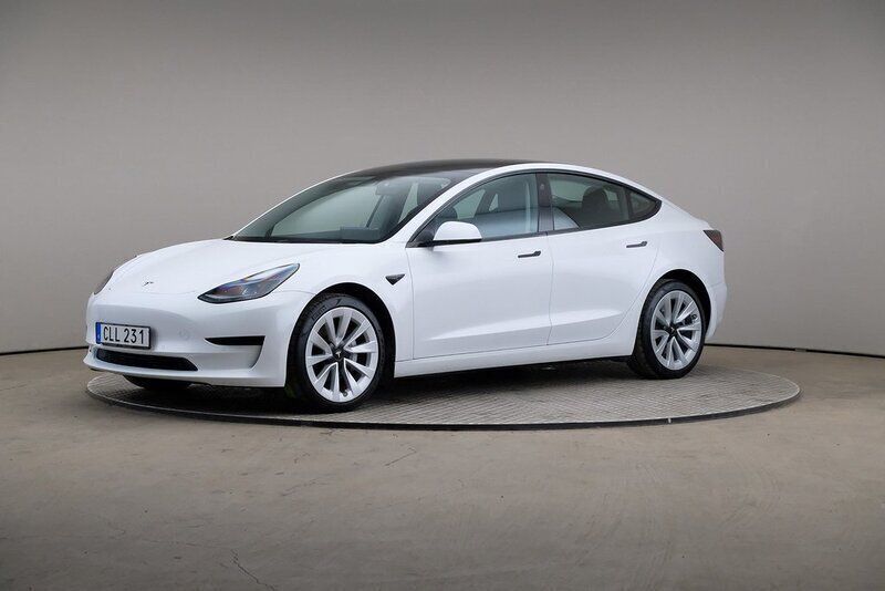 Vit Begagnad 2022 Tesla Model 3 Standard Range Sedan | 295 000 kr (Bra pris) - Bild 1/4