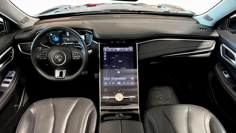 Begagnad MG Marvel R Performance 211 kW (288 HK) 2022 Svart SUV