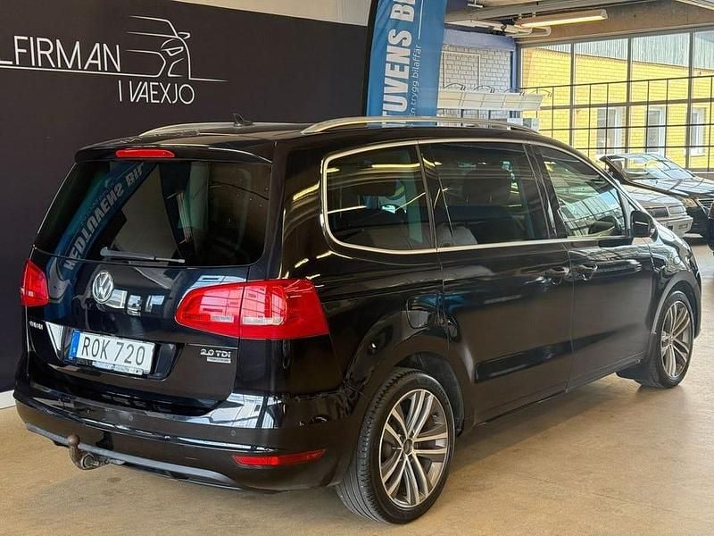 Begagnad VW Sharan 140 HK (102 kW) 2015 Svart Minibuss