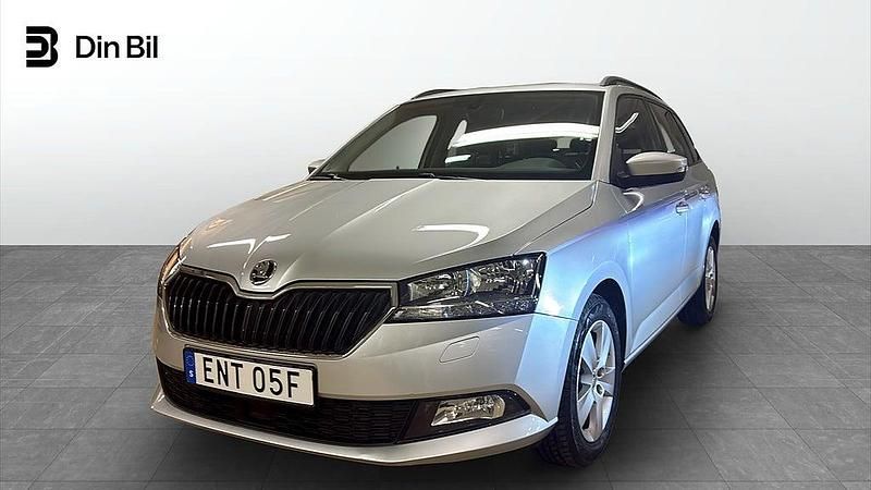 Brilliant silver metallic Begagnad 2020 Skoda Fabia Style Kombi | 144 900 kr (Marknadspris) - Bild 1/4