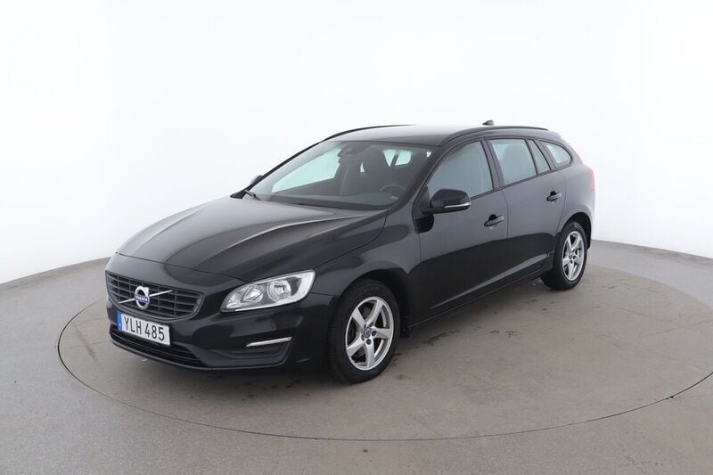 Svart Begagnad 2017 Volvo V60 Kinetic Kombi | 177 000 kr (Bra pris) - Bild 1/4