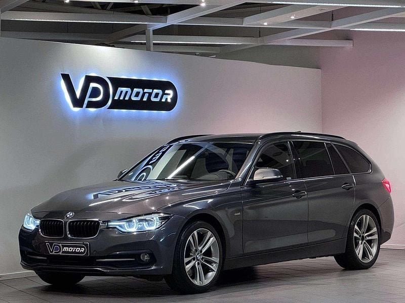 Grå Begagnad 2016 BMW 320 Sport Line Kombi | 159 700 kr (Marknadspris) - Bild 1/4