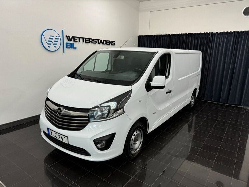 Vit Begagnad 2017 Opel Vivaro Van | 109 000 kr (Bra pris) - Bild 1/4