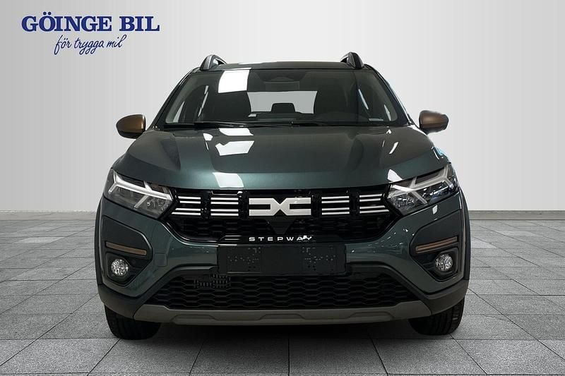 Ny Dacia Sandero Stepway 2026 Grön