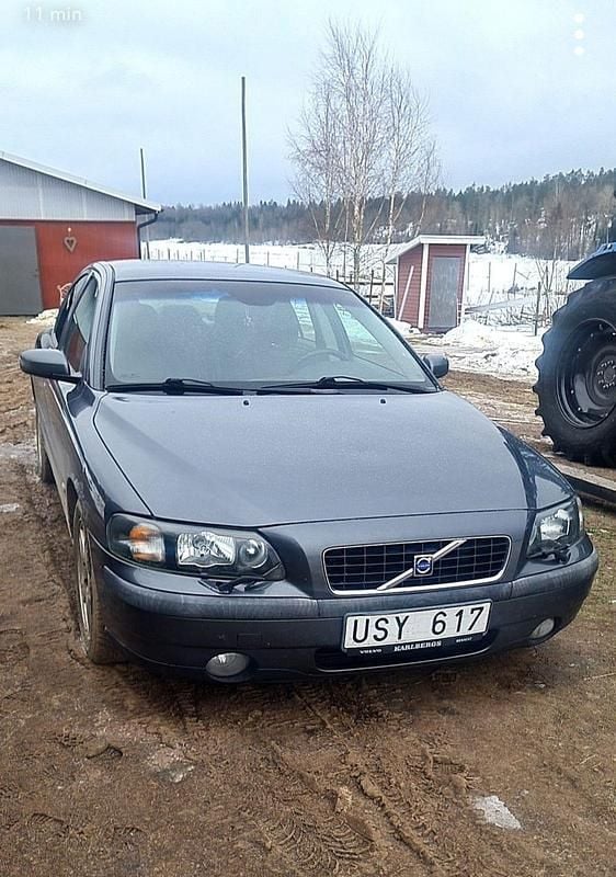Begagnad Volvo S60 210 HK (154 kW) 2004 Mörkgrå Sedan