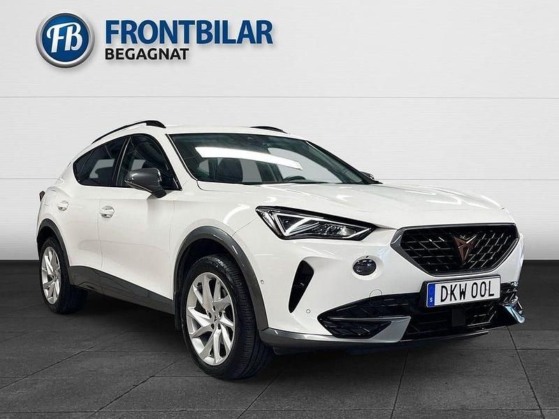 Vit Begagnad 2023 Cupra Formentor SUV | 274 900 kr (Marknadspris) - Bild 1/3