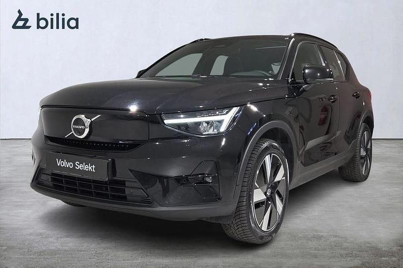 Svart Begagnad 2024 Volvo XC40 Ultimate SUV | 399 000 kr (Superpris) - Bild 1/3