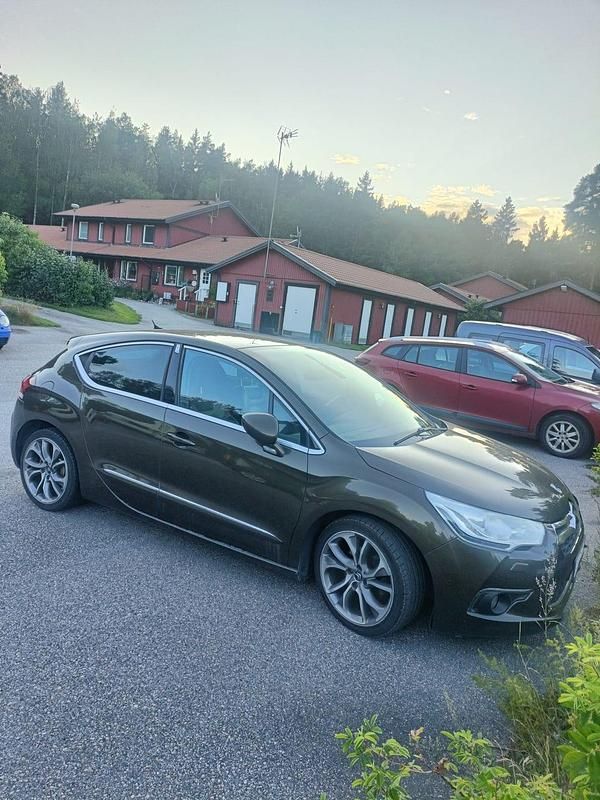 Begagnad Citroën DS4 163 HK (119 kW) 2011 Halvkombi