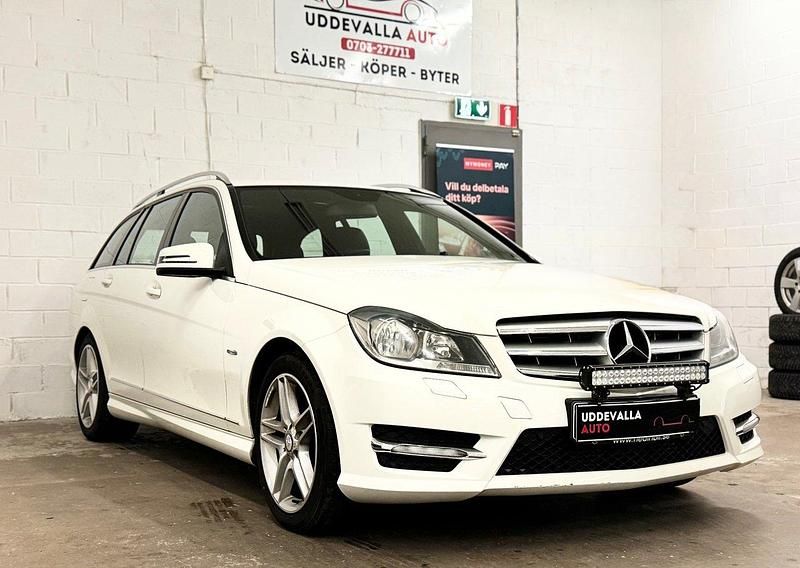 Vit Begagnad 2012 Mercedes C200 Avantgarde Kombi | 79 900 kr (Marknadspris) - Bild 1/4