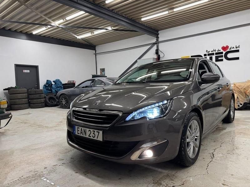Begagnad Peugeot 308 Allure 116 HK (85 kW) 2014