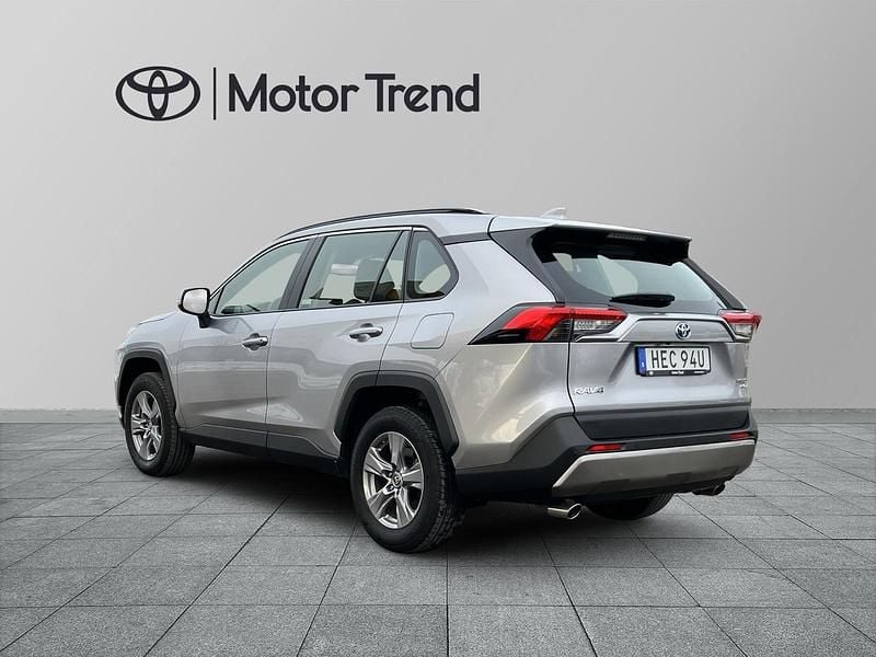 Begagnad Toyota RAV4 Hybrid Active 224 HK (164 kW) 2024 Silver SUV