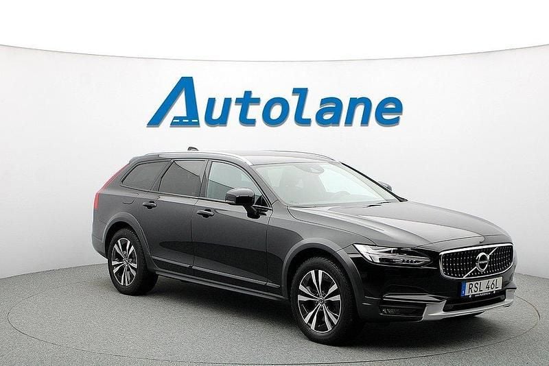 Black solid Begagnad 2019 Volvo V90 CC Kombi | 259 900 kr (Bra pris) - Bild 1/3