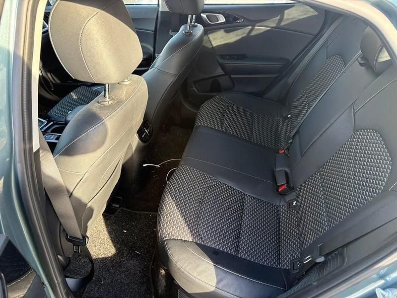 Begagnad Kia XCeed Advance 141 HK (103 kW) 2023 Yuca steel gray ni SUV