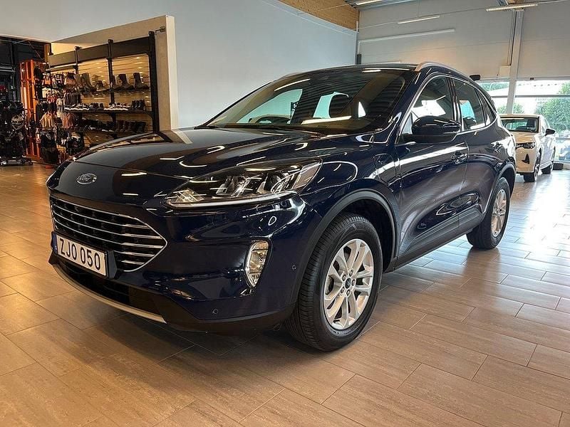 Blå Begagnad 2022 Ford Kuga SUV | 268 000 kr (Marknadspris) - Bild 1/4
