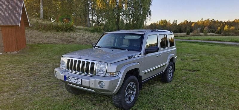 Grå Begagnad 2007 Jeep Commander SUV | 119 000 kr - Bild 1/4