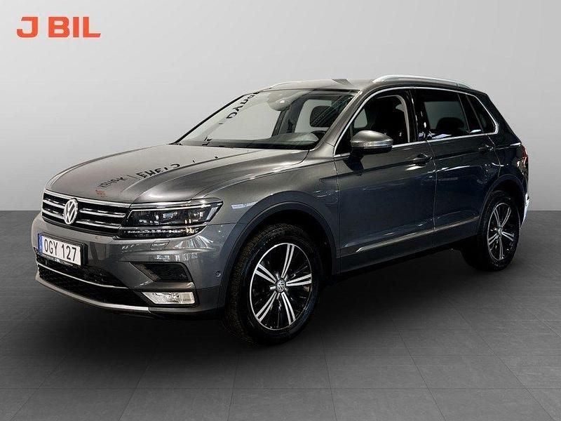 Silver Begagnad 2017 VW Tiguan GT SUV | 259 900 kr (Marknadspris) - Bild 1/4