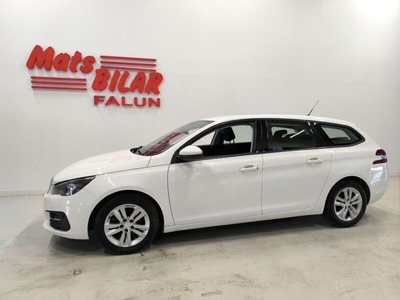 Vit Begagnad 2020 Peugeot 308 Active Kombi | 154 900 kr (Marknadspris) - Bild 1/4