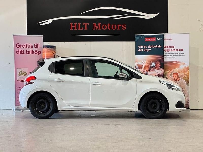 Begagnad Peugeot 208 82 HK (60 kW) 2017 Vit Halvkombi