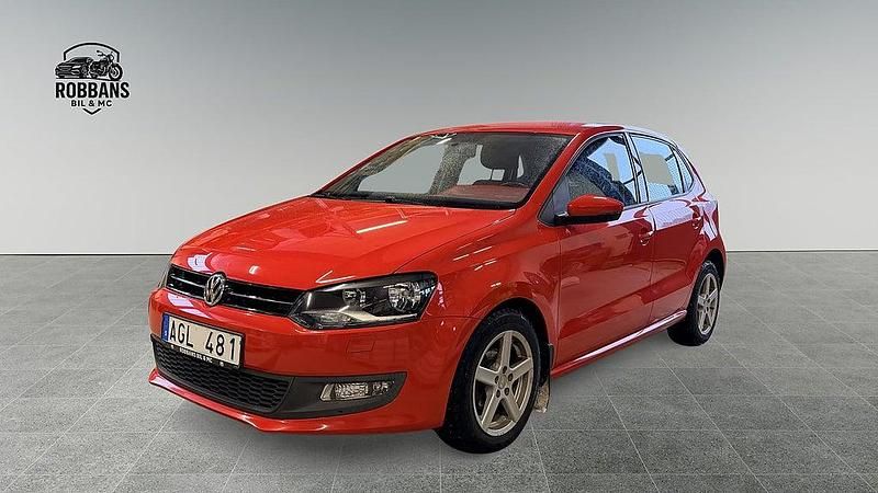 Begagnad VW Polo 91 HK (66 kW) 2012 Röd Halvkombi