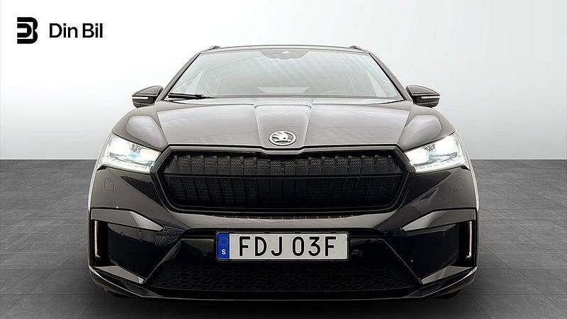 Begagnad Skoda Enyaq iV SportLine 194 kW (265 HK) 2023 Grå (graphite grey metallic) SUV