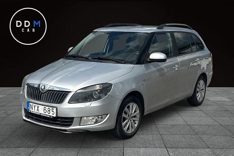 Silver Begagnad 2013 Skoda Fabia Ambiente Kombi | 39 900 kr (Lite dyr) - Bild 1/4