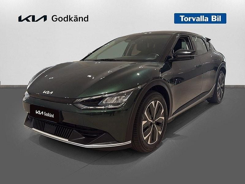 Grön (deep forest green) Begagnad 2022 Kia EV6 2 SUV | 349 900 kr - Bild 1/4