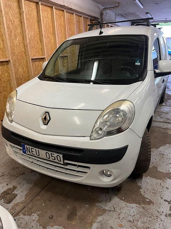 Vit Begagnad 2013 Renault Kangoo Minibuss | 37 000 kr (Marknadspris) - Bild 1/3