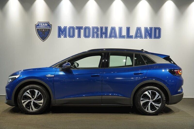 Blå Begagnad 2021 VW ID.4 Pure SUV | 269 900 kr (Marknadspris) - Bild 1/4