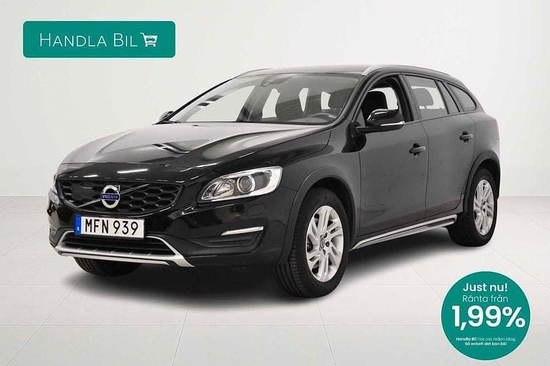 Svart Begagnad 2016 Volvo V60 CC Momentum Kombi | 179 900 kr (Superpris) - Bild 1/4