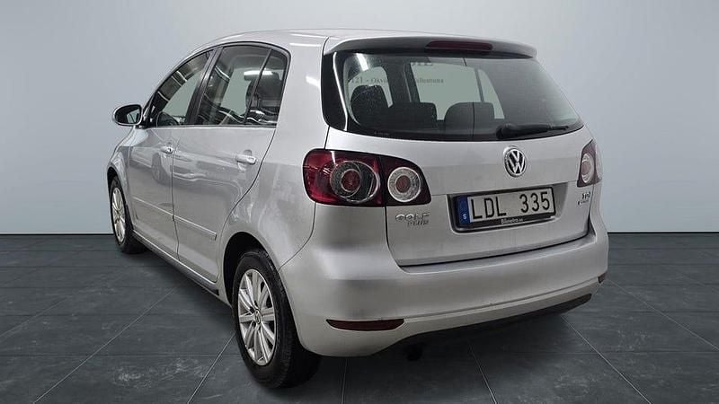 Begagnad VW Golf Plus Cross 106 HK (77 kW) 2011 Silver Minibuss