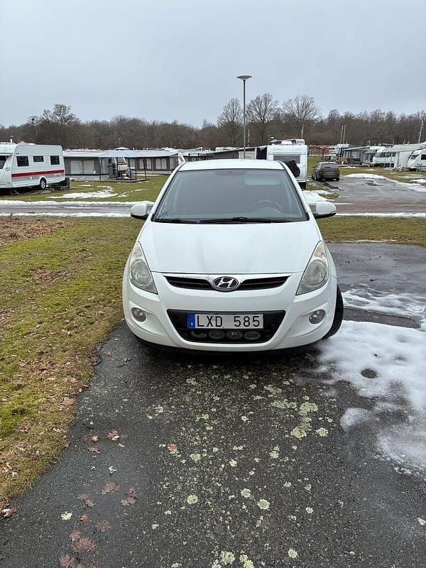 Begagnad Hyundai i20 90 HK (66 kW) 2011 Halvkombi