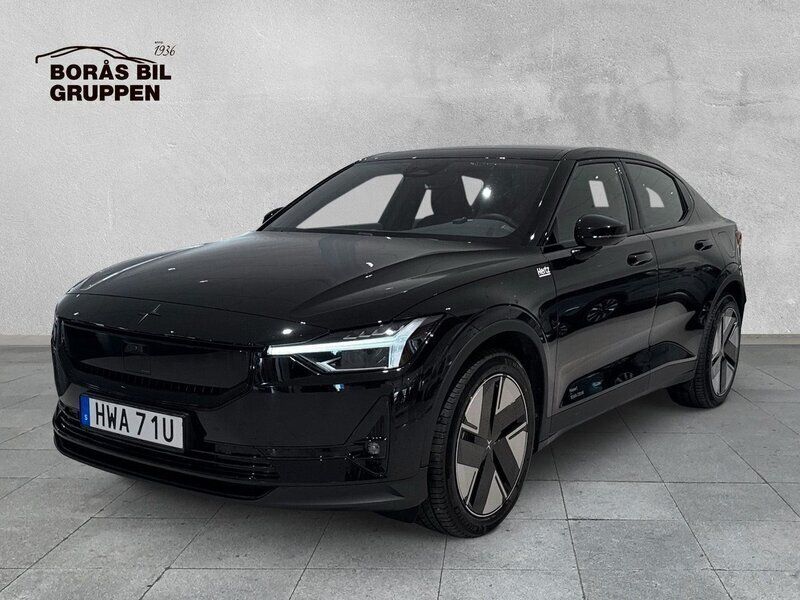 Svart Begagnad 2025 Polestar 2 Plus Sedan | 549 000 kr - Bild 1/4