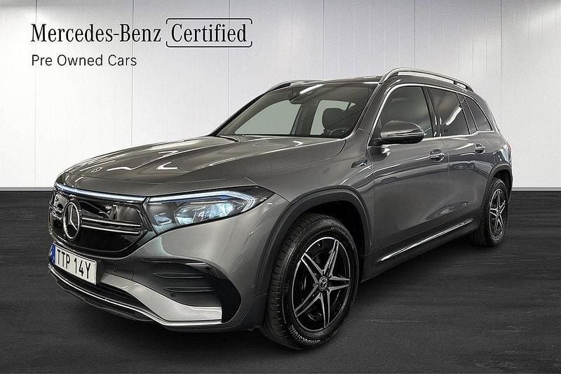 Mörkgrå Begagnad 2022 Mercedes EQB300 AMG SUV | 437 900 kr (Lite dyr) - Bild 1/4