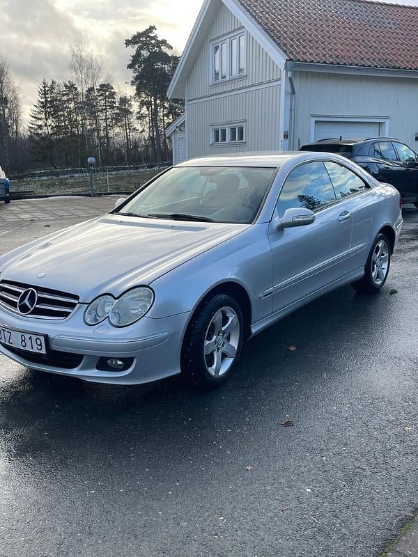 Begagnad 2006 Mercedes CLK200 Avantgarde Sportkupé | 80 000 kr (Lite dyr) - Bild 1/4