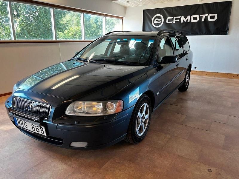 Blå Begagnad 2005 Volvo V70 Business Edition Kombi | 34 900 kr (Lite dyr) - Bild 1/4