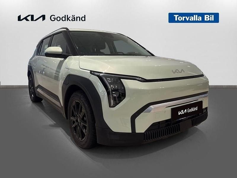 Begagnad Kia EV3 150 kW (204 HK) 2024 Grön SUV