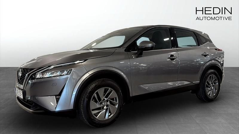 Grå (grey) Begagnad 2022 Nissan Qashqai Acenta SUV | 229 900 kr (Bra pris) - Bild 1/4