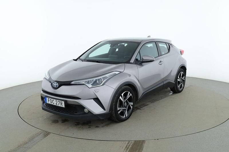Begagnad Toyota C-HR Active 124 HK (91 kW) 2019 Grå SUV